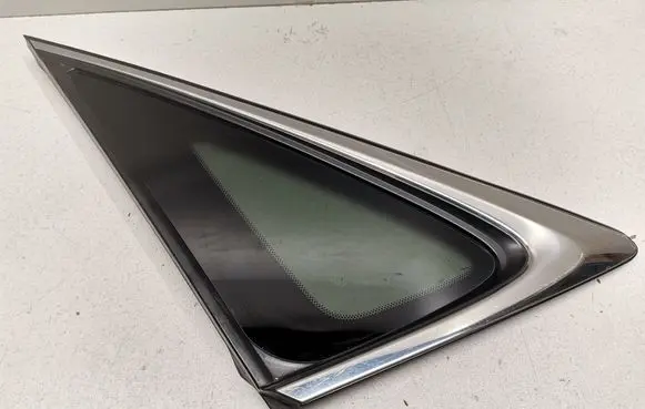 Lexus NX Rear side window E643R005844