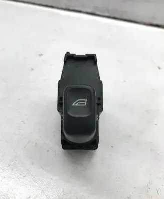 Volvo V70 Electric window control switch 30658696