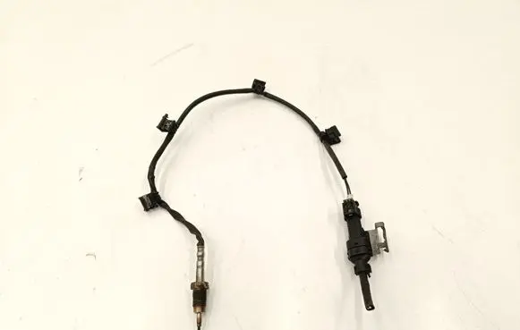 BMW 5 G30 G31 G38 Exhaust gas temperature sensor 8589817 04B10 2657009260