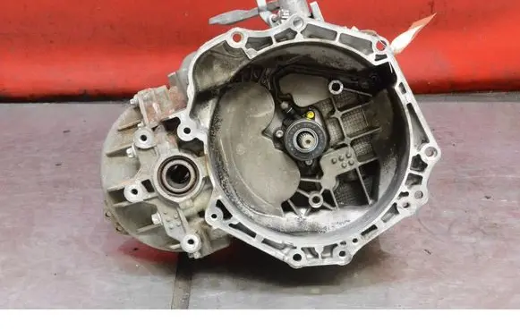 Opel Astra J Manual 6 speed gearbox 55194293