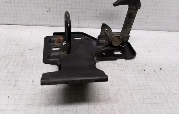 Volkswagen Transporter - Caravelle T5 Engine bonnet/hood lock/latch loop/hook 7H0823480