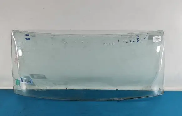 Daihatsu Feroza Front windscreen/windshield window IMPRK1575134