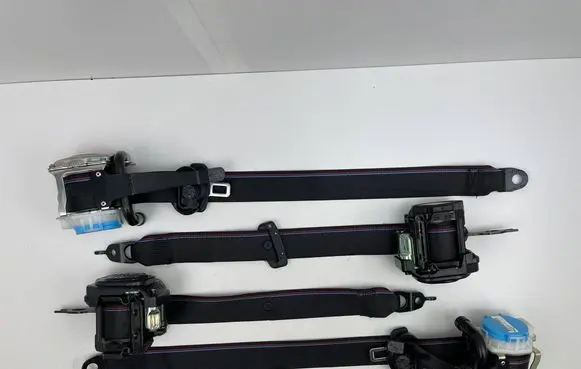 BMW 4 G22 G23 G24 G26 Set of seat belts 8097740 8097739 6459066