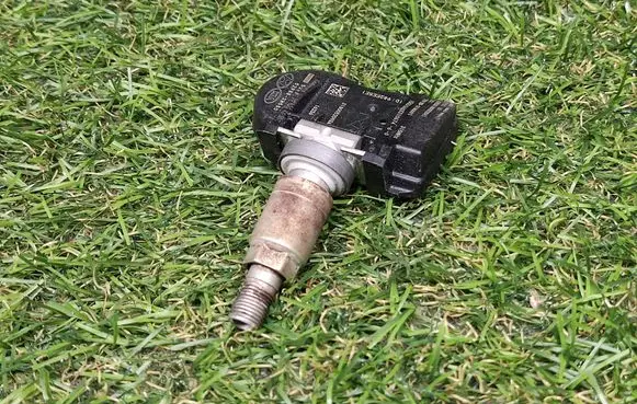Tire pressure sensor