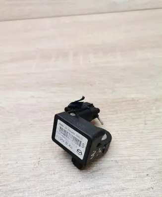 Mazda 6 Airbag deployment crash/impact sensor GP9A57KC0 60146865