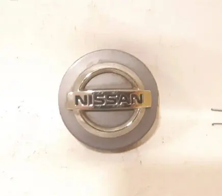 Nissan Almera Original wheel cap 40342JD18A 40342BC400 40382AV610