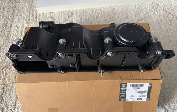 Land Rover Range Rover Evoque L538 Rocker cam cover LR105980