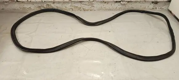 Skoda Kamiq Trunk rubber seal (body) 658827705