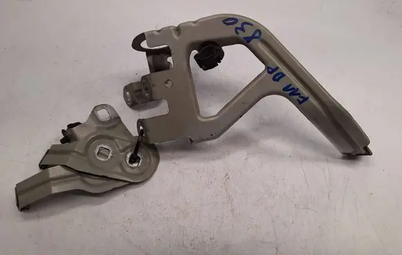 BMW 5 F10 F11 Fender mounting bracket 41357207210 41357207204 41357207206