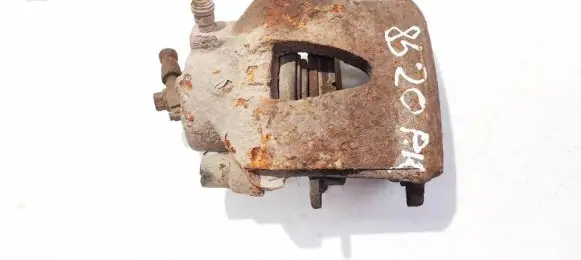 Skoda Octavia Mk2 (1Z) Front brake caliper