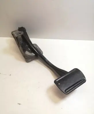 Mercedes-Benz E W211 Brake pedal A2112900119
