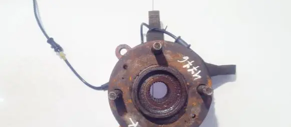 Hyundai Elantra Front wheel hub