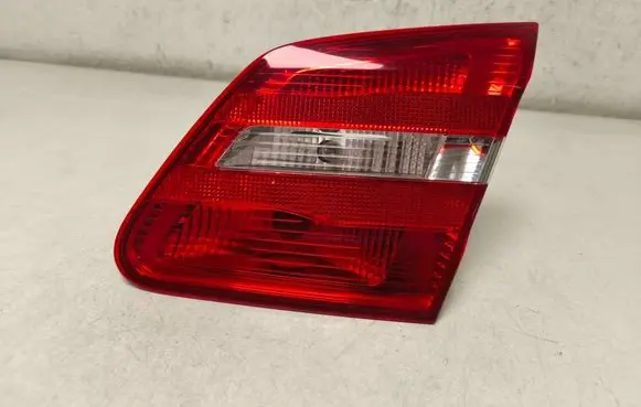 Mercedes-Benz B W246 W242 Tailgate rear/tail lights A2468200864