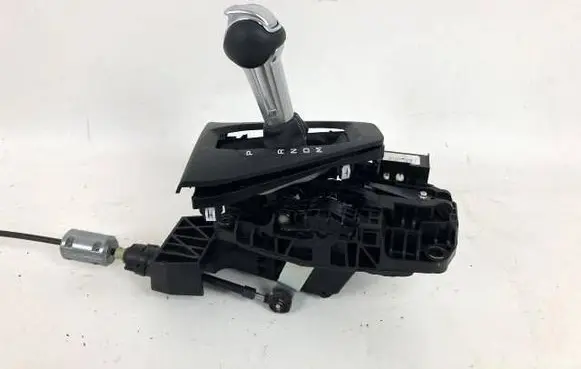 Ford Mustang VI Gear shifter/selector 75G143