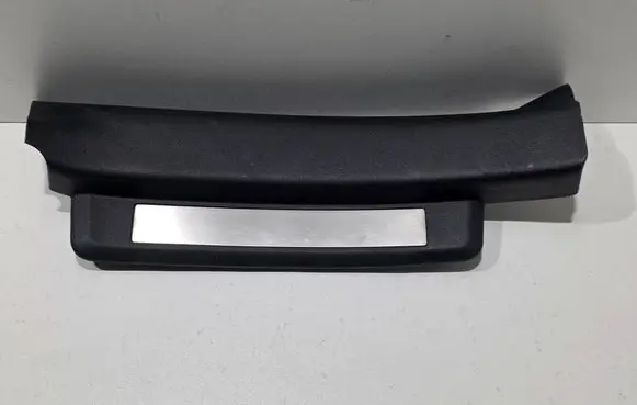 Lexus IS 220D-250-350 Rear sill trim cover 6794053020 6794053040