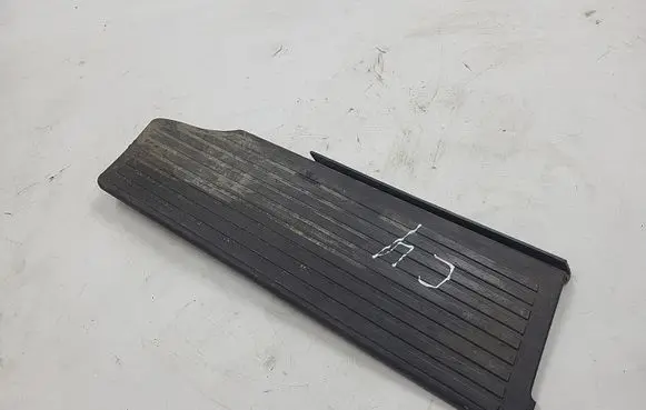 Audi 100 S4 C4 Foot rest pad/dead pedal 4A1864777