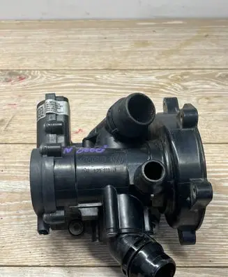 Audi A6 S6 C7 4G Water pump 06L121111J