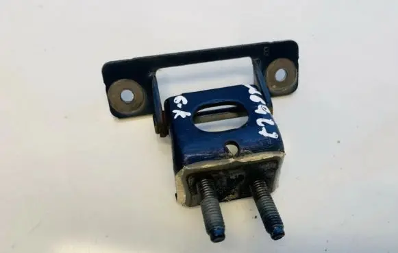 Honda Jazz Tailgate/trunk/boot hinge