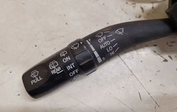Hyundai Santa Fe Wiper control stalk 202005765