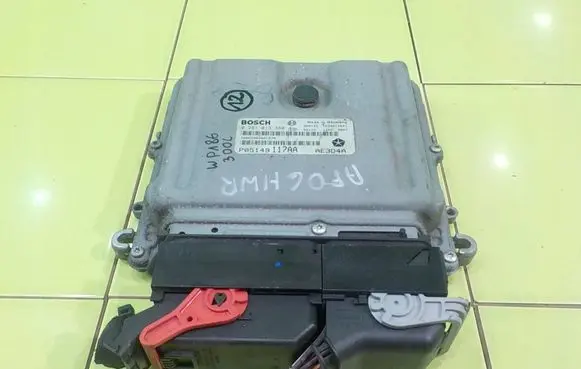 Chrysler 300 - 300C Engine control unit/module P05149117AA