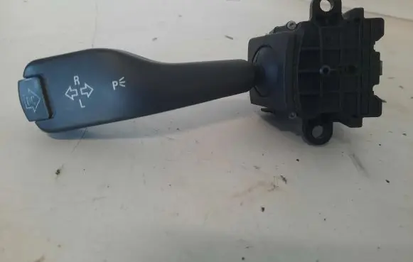 BMW X3 E83 Other switches/knobs/shifts 8363668