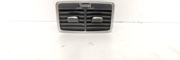 Rear air vent grill