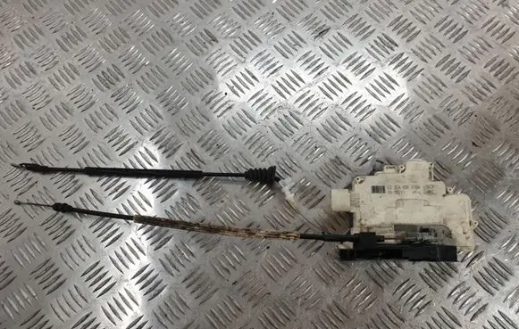 Audi Q7 4L Rear door lock 3C4839015