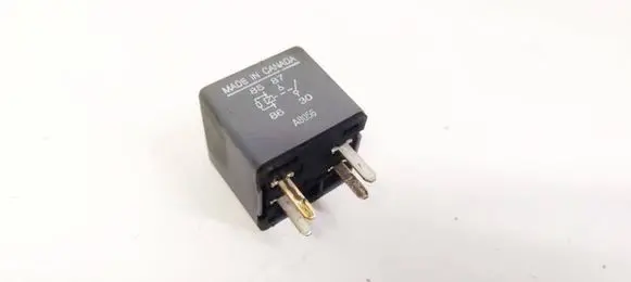 Dodge Journey Other relay 04692141AA