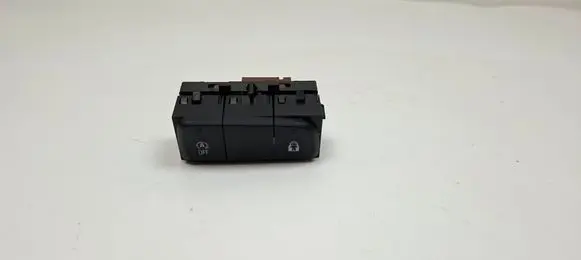 Opel Crossland X A set of switches YP00032277 20170724 03548050102