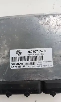 Volkswagen PASSAT B5 Engine control unit/module 3B0907557C 5WP433202