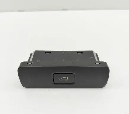 Volvo V60 Tailgate/boot open switch button P32350330 32350330