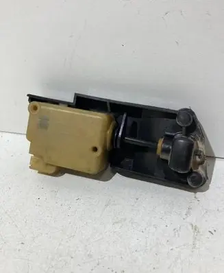 Volvo V70 Central locking motor 9483311