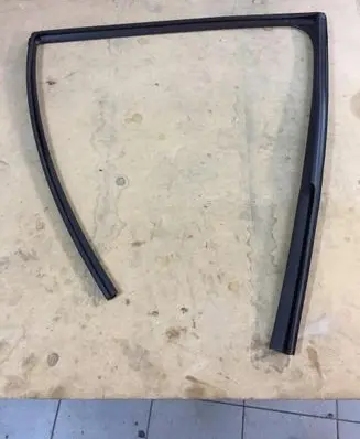 Toyota Prius (XW50) Front door rubber seal
