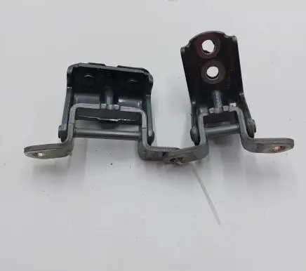 Rear door hinge set