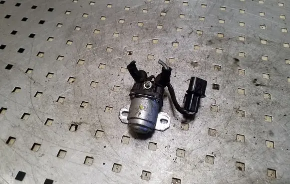 Mitsubishi Pajero Glow plug pre-heat relay MD342751