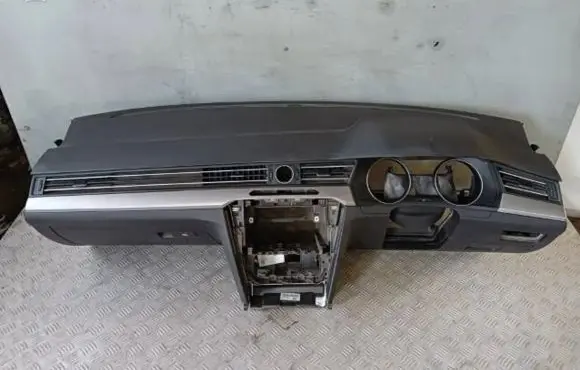 Volkswagen PASSAT B8 Dashboard