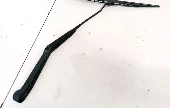 Nissan Micra Front wiper blade arm