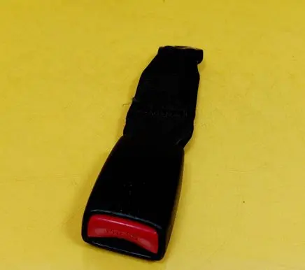 Mazda 323 F Rear seatbelt buckle 