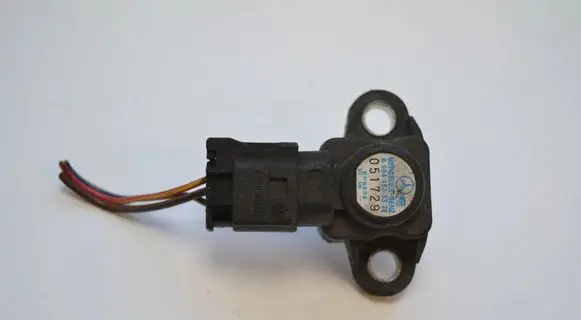 Mercedes-Benz SLK R171 Air pressure sensor A0041533328