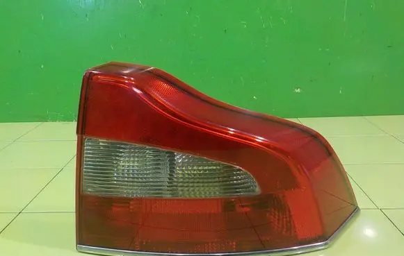 Volvo S80 Rear/tail lights A046343