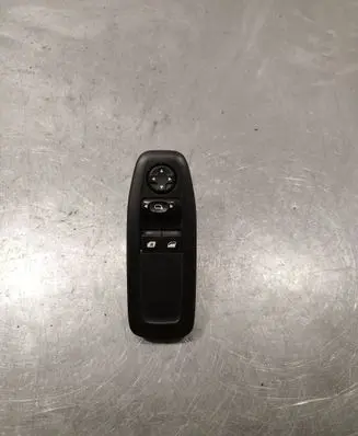 Peugeot 208 Electric window control switch 96751127zd