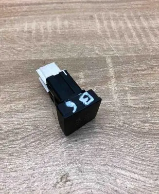 Volkswagen PASSAT B6 ESP (stability program) switch 3C0927117C