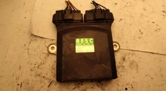 Mazda 6 Fuel injection control unit/module RF5C18701A 1310001241