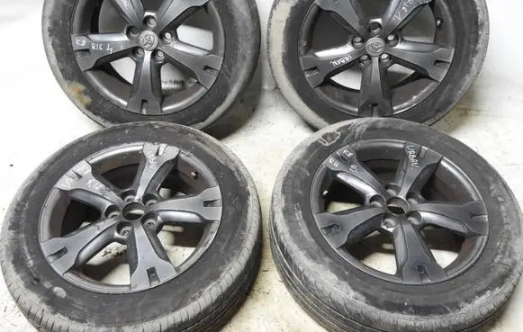 Toyota Urban Cruiser (XP110) R16 alloy rim 