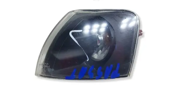 Volkswagen PASSAT B5 Front indicator light 151903KASACJA 151903