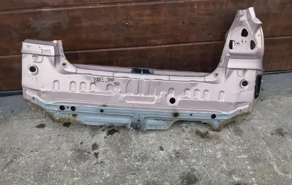 Toyota Yaris Rear bodywork 