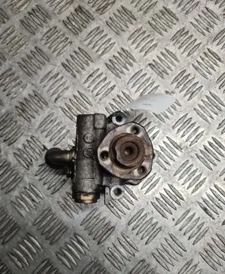 Volkswagen Golf IV Power steering pump 1J0422154B
