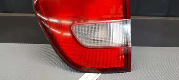 Suzuki Baleno EG Tailgate rear/tail lights