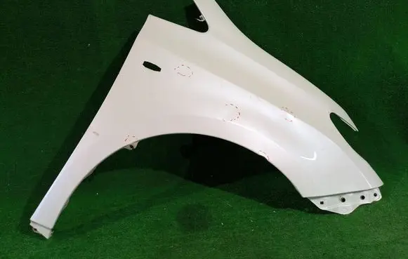 Toyota Sienna XL30 III Fender