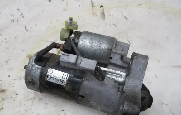 Mazda CX-5 Starter motor M001T81281